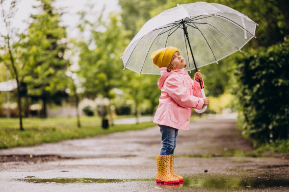 Cách phòng bệnh cho trẻ vào mùa mưa